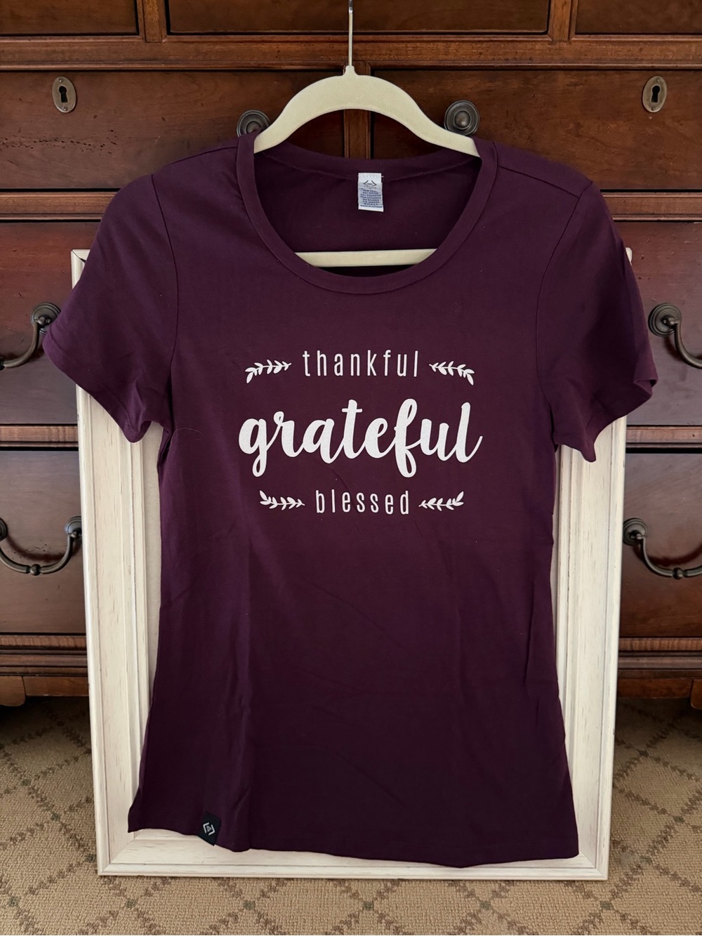 Cents of Style Maroon short sleeved T-shirt “Thankful grateful blessed. NWOT S